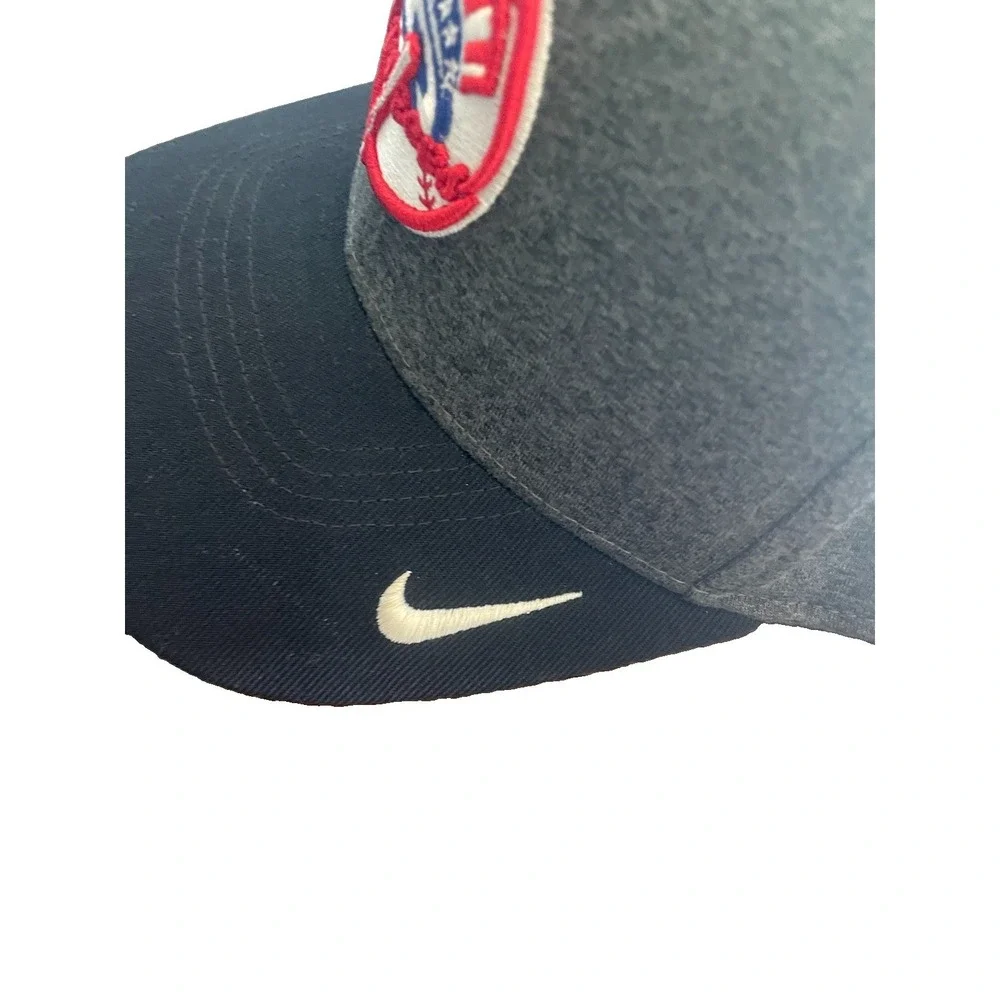 New York Yankees Dark Blue Nike Classics Dri-Fit Fitted Baseball Hat Adult M/L